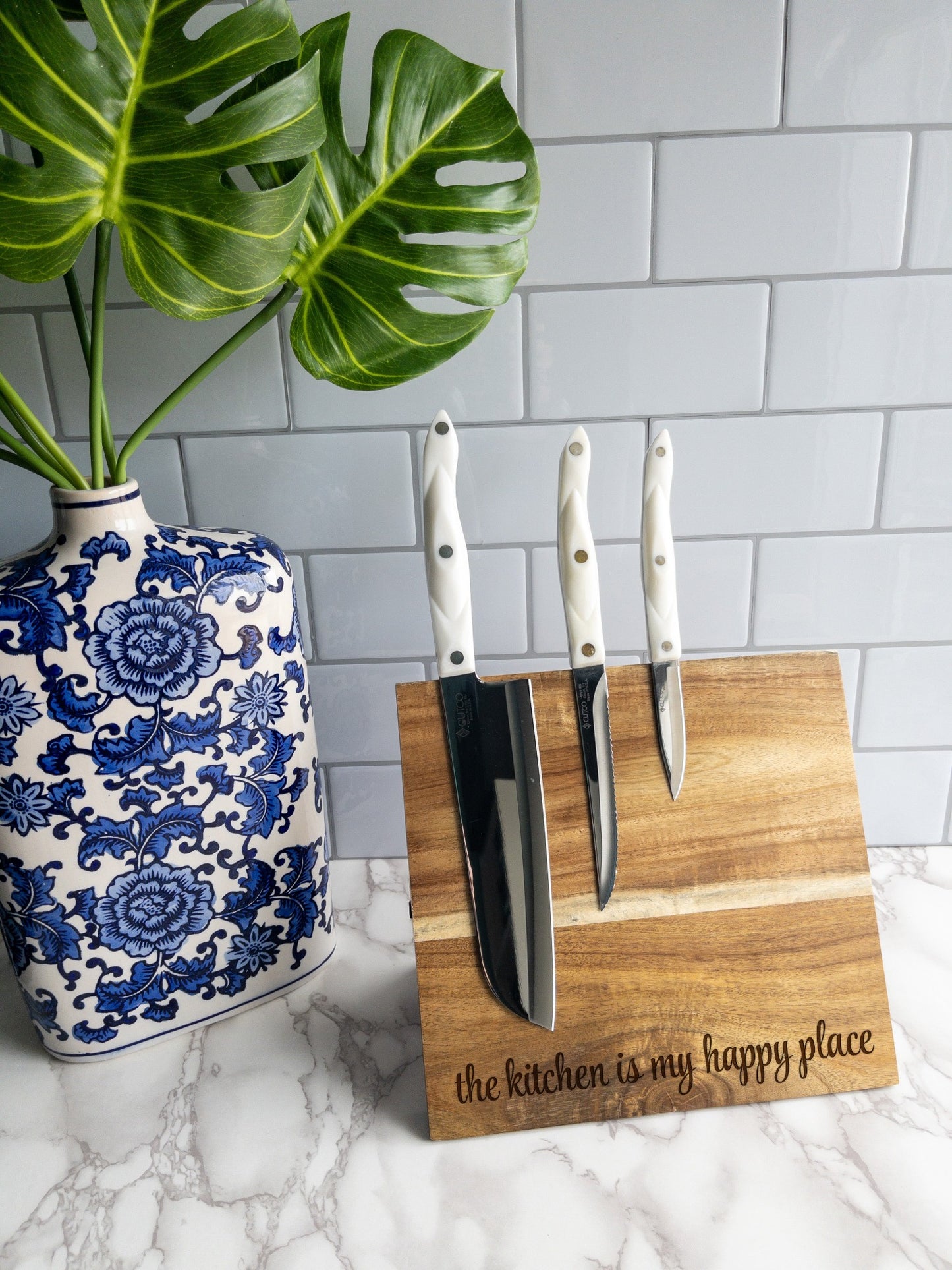 Magnetic Knife Stand